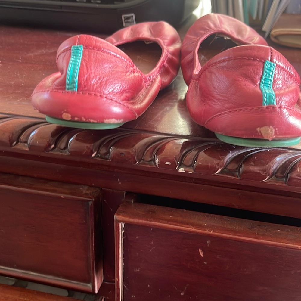 TIEKS shoes, red size 9